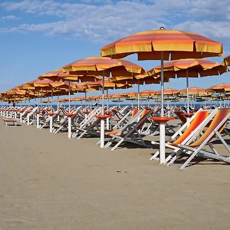 מלון Playa 3*