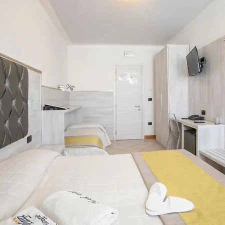 Playa Szálloda 3*
