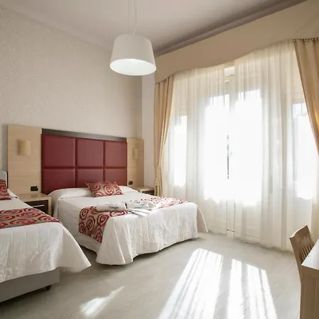 Отель Playa 3*