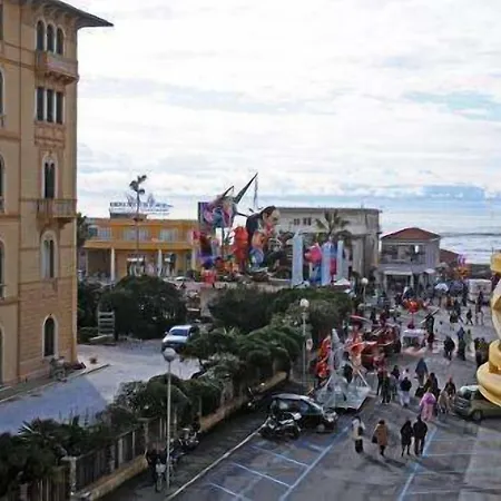 Ξενοδοχείο Playa 3*